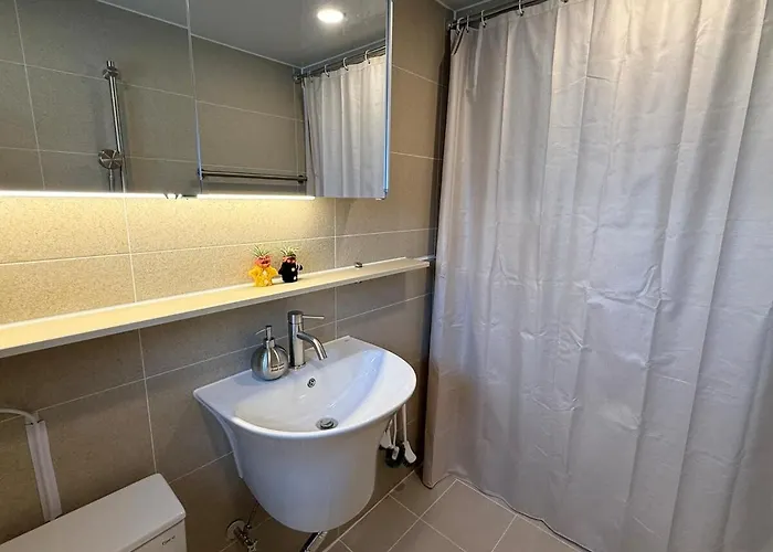 Villa Aube Nook - 9 Min To Hapjeong Station, 5 Min To Hongdae *